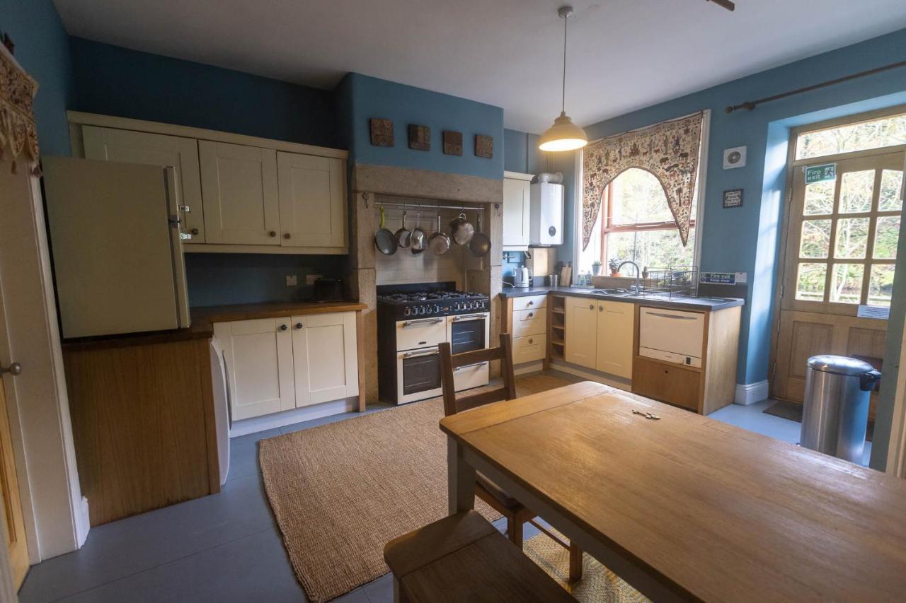 Beautiful Riverside Home, Hebden Bridge, Woodland Views, Sleeps 2 - 9 Exterior foto