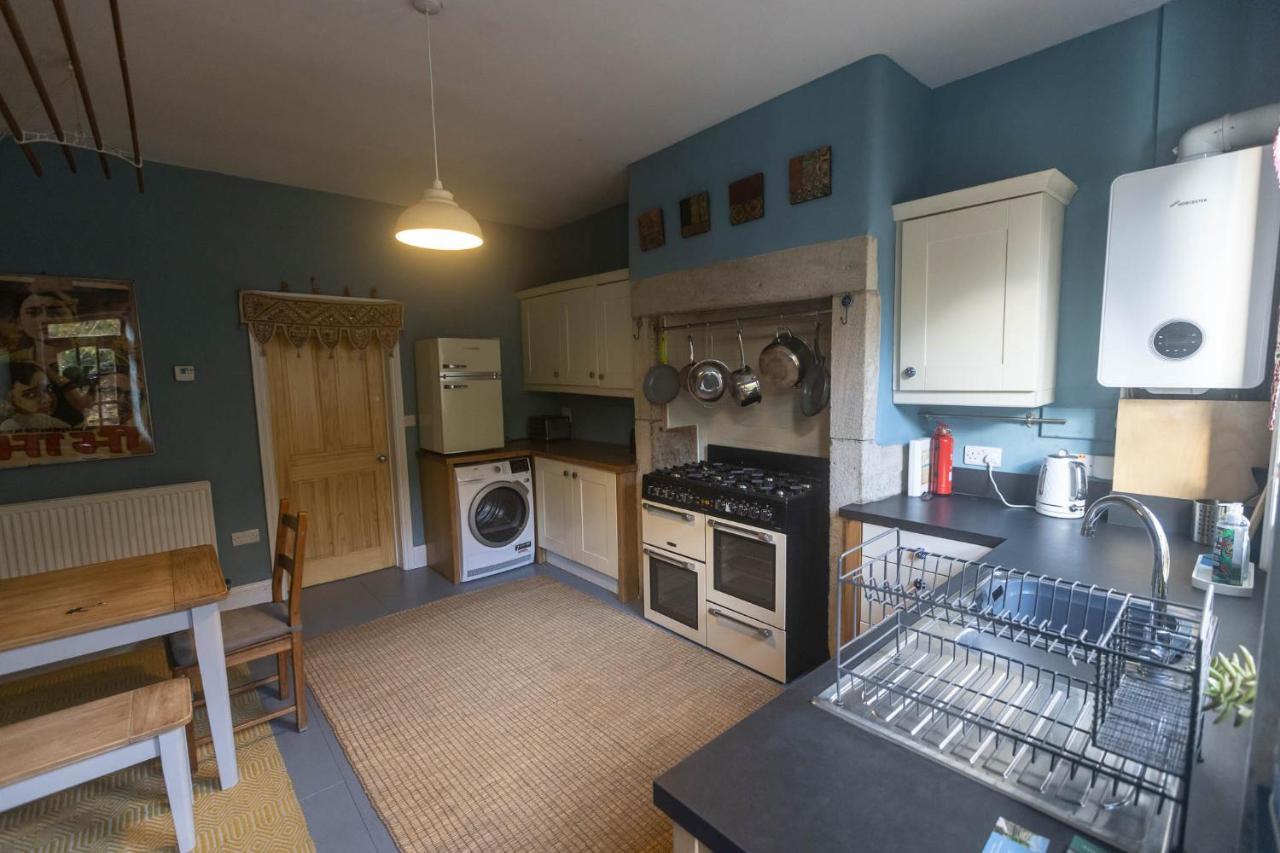 Beautiful Riverside Home, Hebden Bridge, Woodland Views, Sleeps 2 - 9 Exterior foto